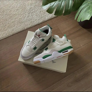 Nikee air Jor_dan Retro 4 Pine Green Semi Ua Quality