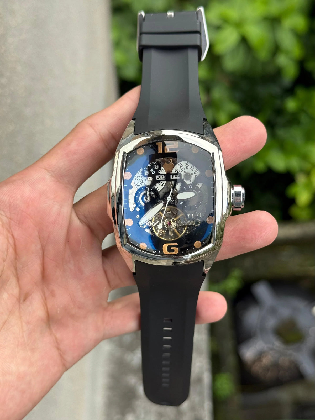 Cor_um Automatic