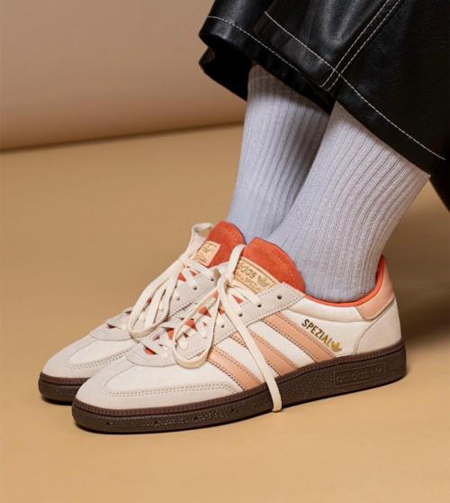 Adi_d_as ori_ginals handball spezial women s